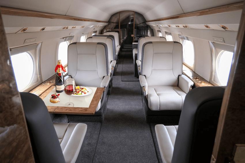 a wide range of in-flight catering is available for... In-Flight Catering - USA Private Jet Charter | Worldways 1-855-469-6482